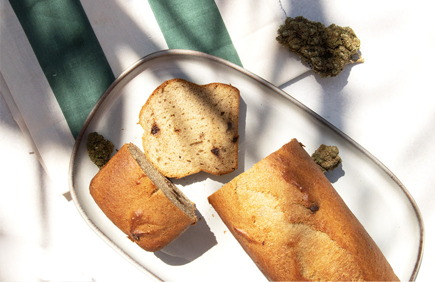 Rezept: Schlemmen Sie sich durch unser CBD-Bananenbrot