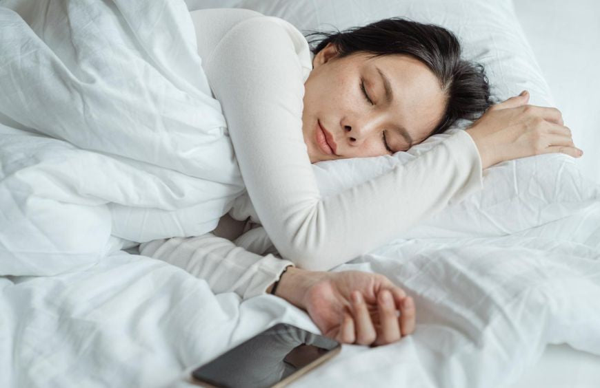 Melatonin, CBD und all diese natürlichen Nahrungsergänzungsmittel, die beim Schlafen helfen