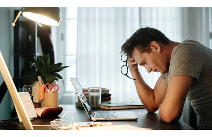 Telearbeit und Wohlbefinden: Wie CBD Ihnen beim Entspannen helfen kann